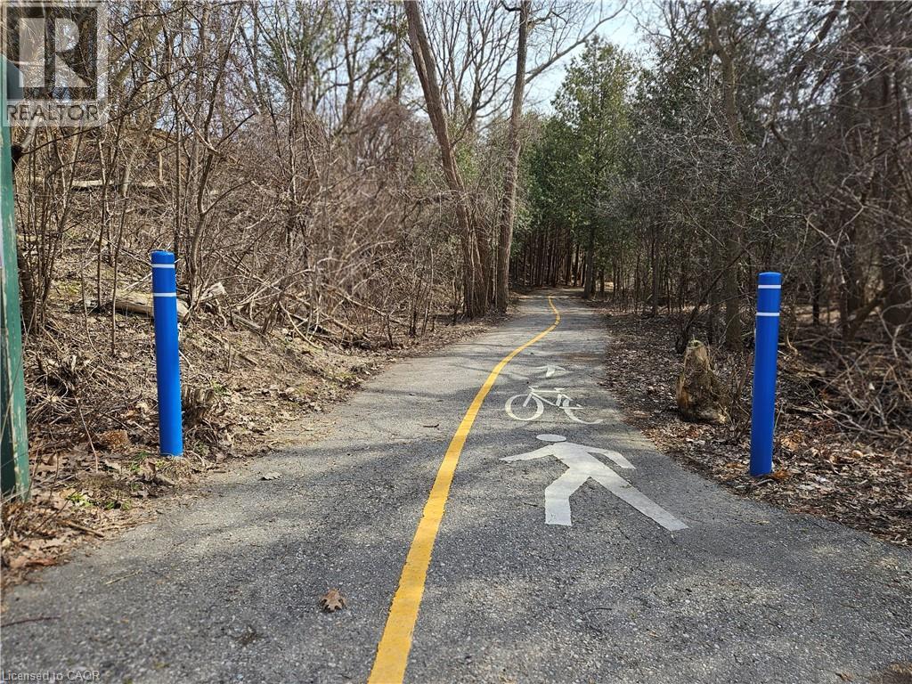 55 BLUE SPRINGS Drive Unit# 805 thumbnail 19