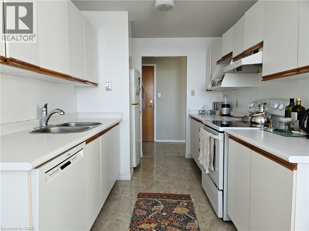 55 BLUE SPRINGS Drive Unit# 805 thumbnail 5