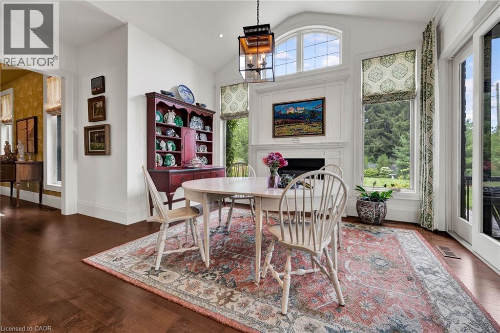 585 REGAL Place thumbnail 10