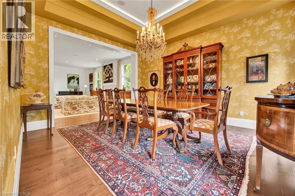 585 REGAL Place thumbnail 16