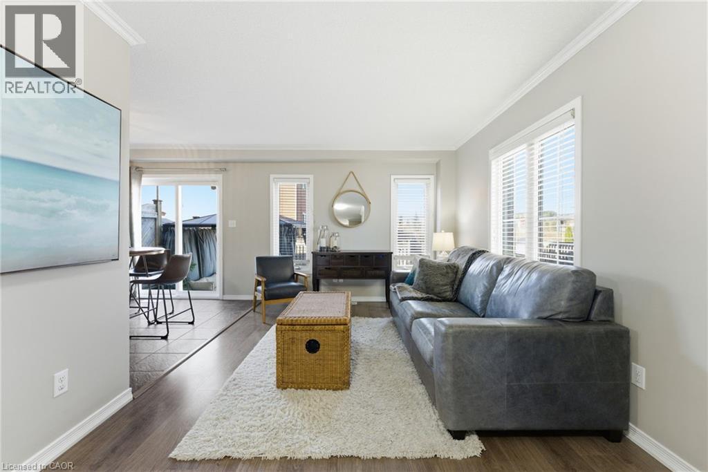 208 TEMPLEWOOD Drive thumbnail 13