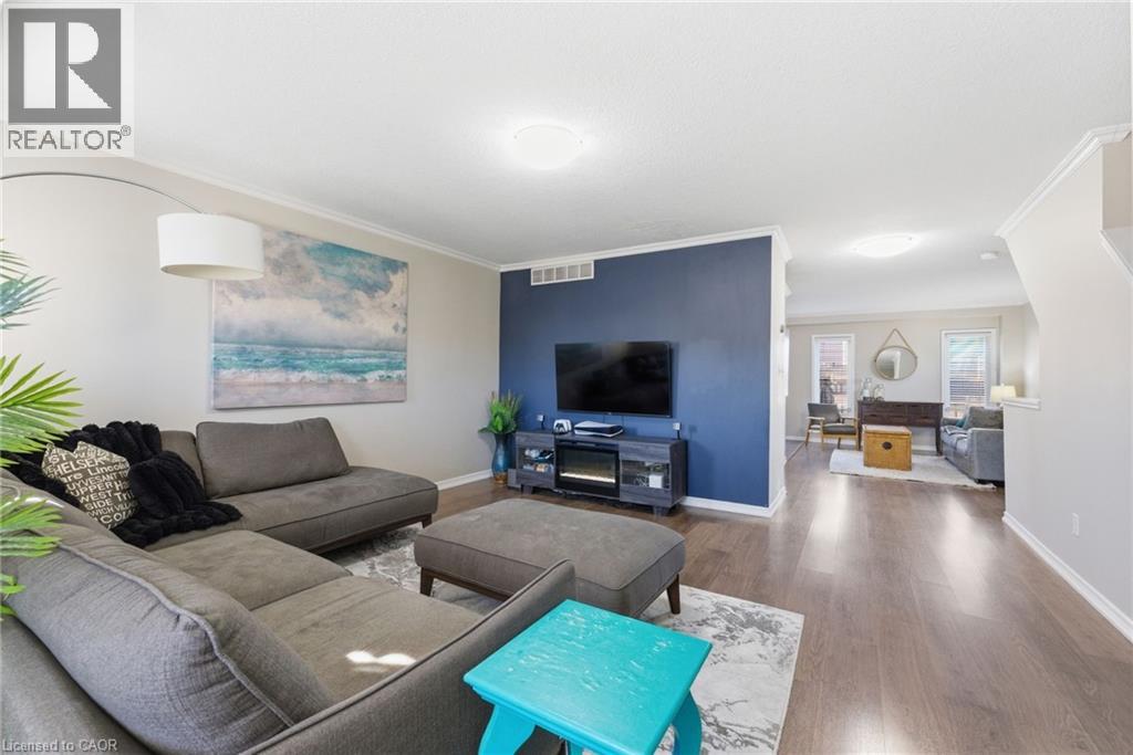 208 TEMPLEWOOD Drive thumbnail 15