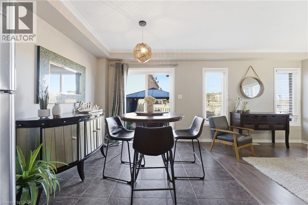 208 TEMPLEWOOD Drive thumbnail 19