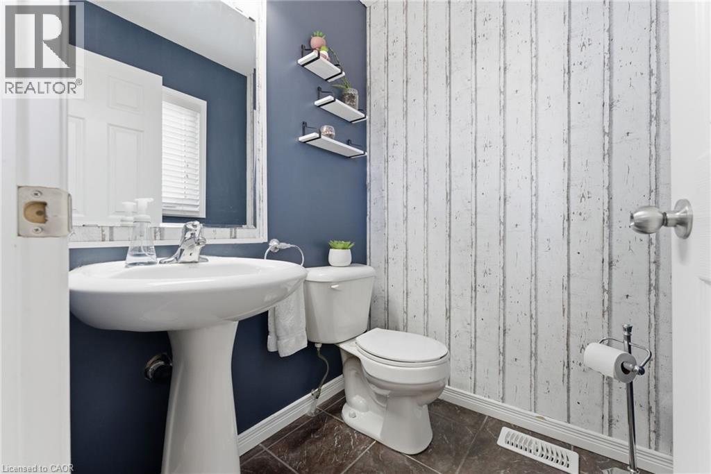 208 TEMPLEWOOD Drive thumbnail 28