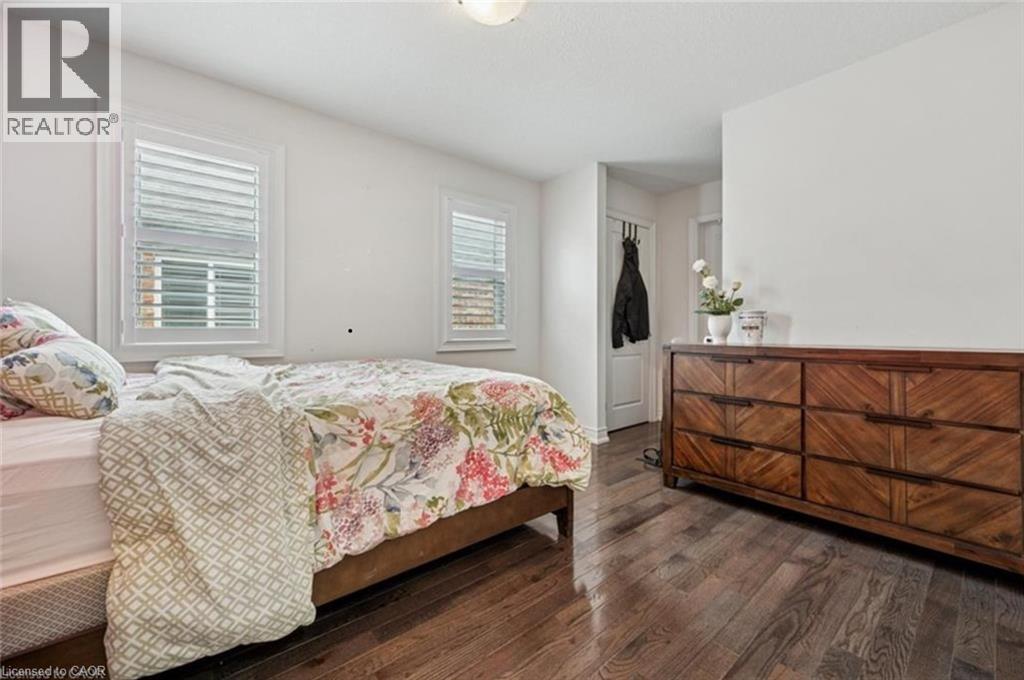 77 EAGLECREST Street thumbnail 15