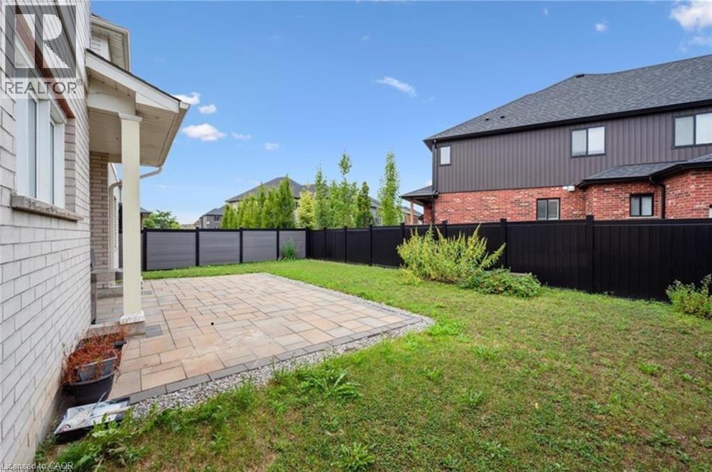 77 EAGLECREST Street thumbnail 30