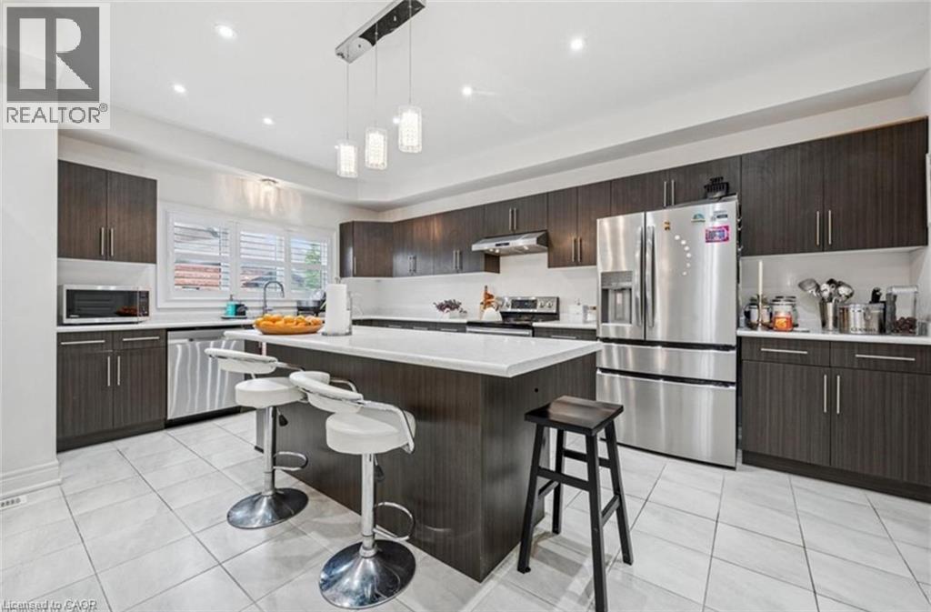 77 EAGLECREST Street thumbnail 9