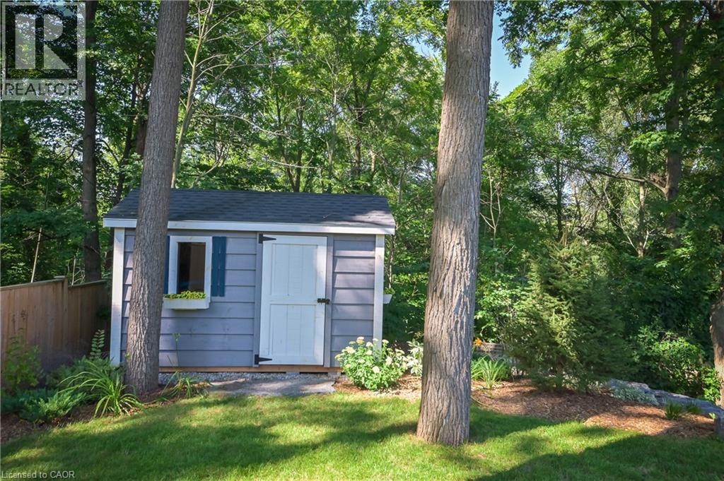 15 MCLEOD Court thumbnail 39