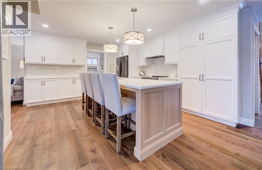 15 MCLEOD Court thumbnail 7