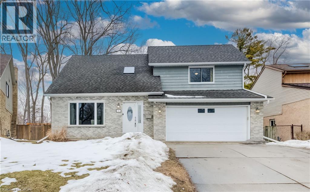 15 MCLEOD Court thumbnail 5