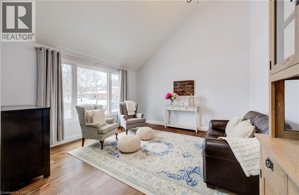 15 MCLEOD Court thumbnail 18