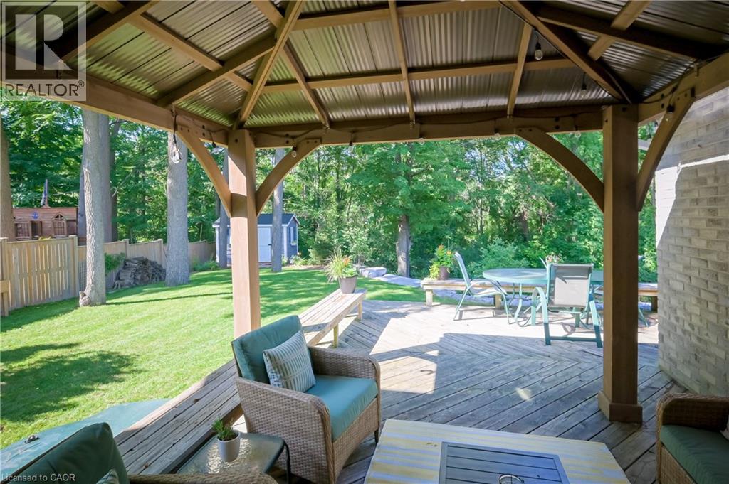 15 MCLEOD Court thumbnail 35