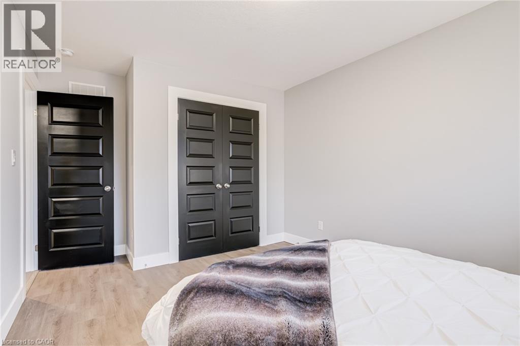 239 CRANBROOK Street thumbnail 25