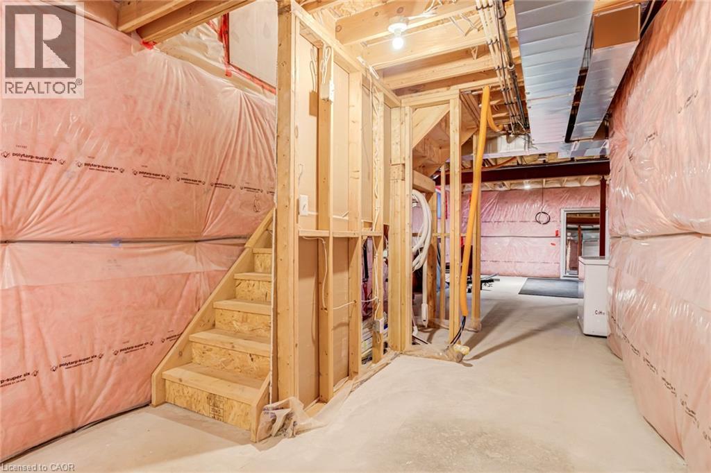 239 CRANBROOK Street thumbnail 31