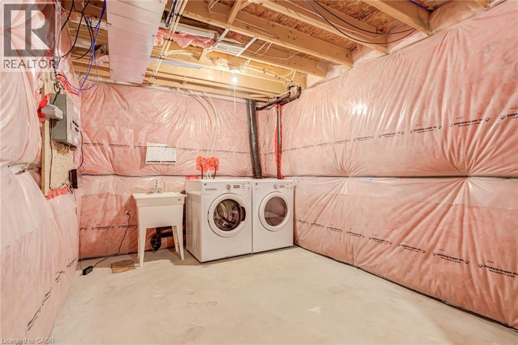 239 CRANBROOK Street thumbnail 32