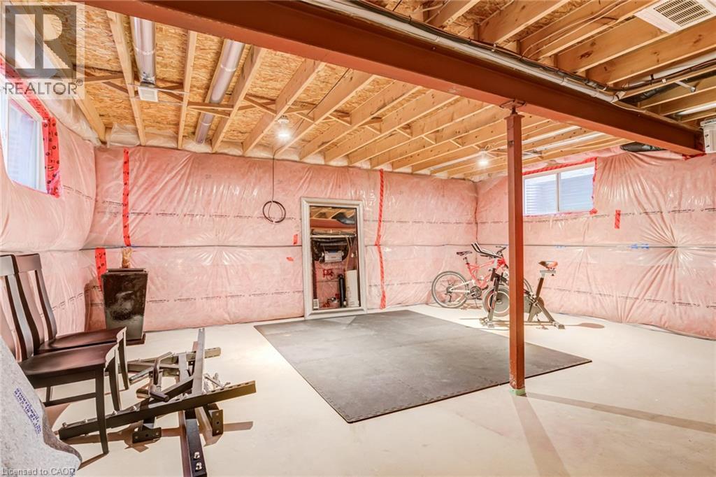 239 CRANBROOK Street thumbnail 33