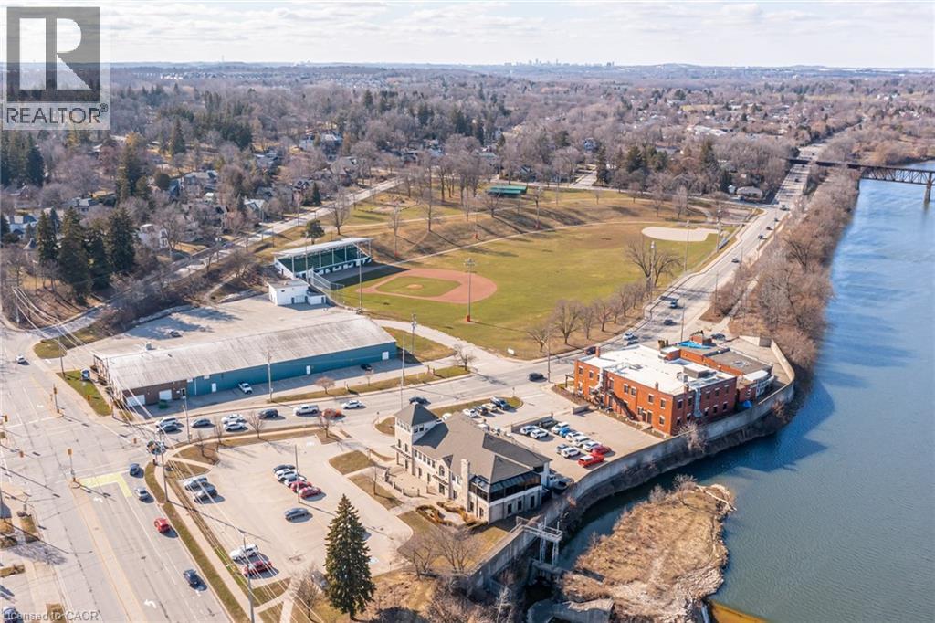 239 CRANBROOK Street thumbnail 45