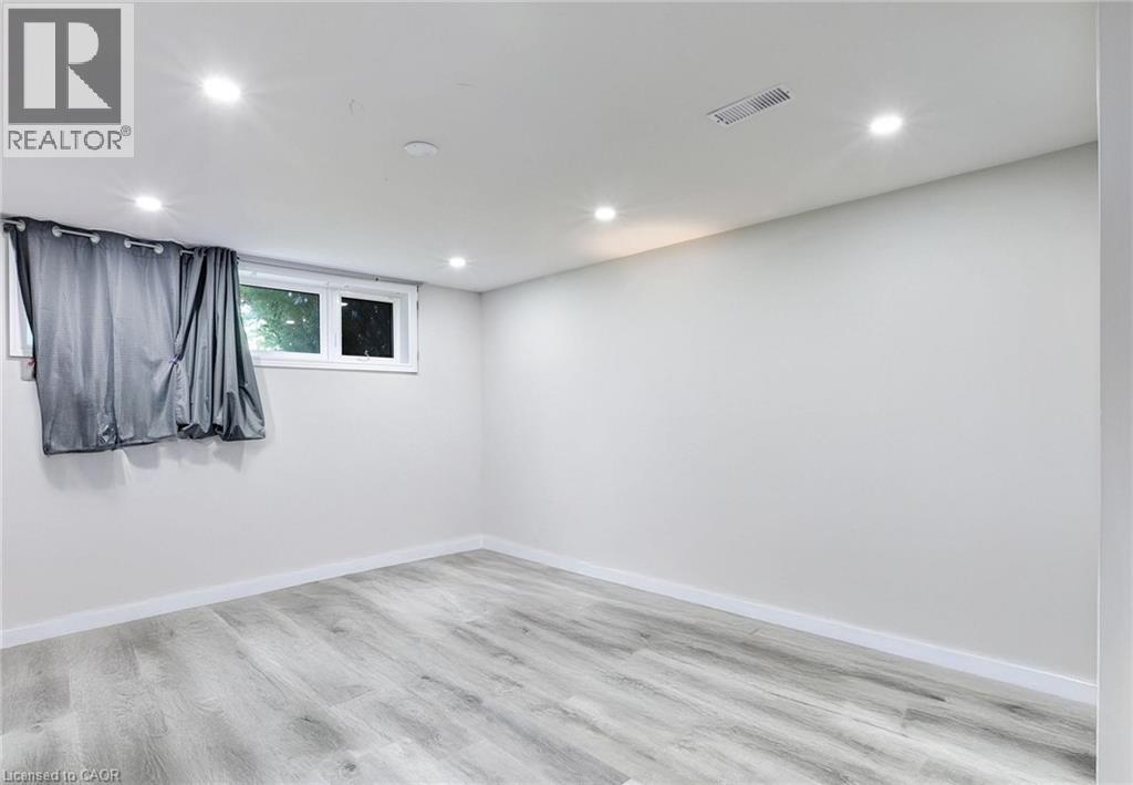 7 CARDILL Crescent thumbnail 27