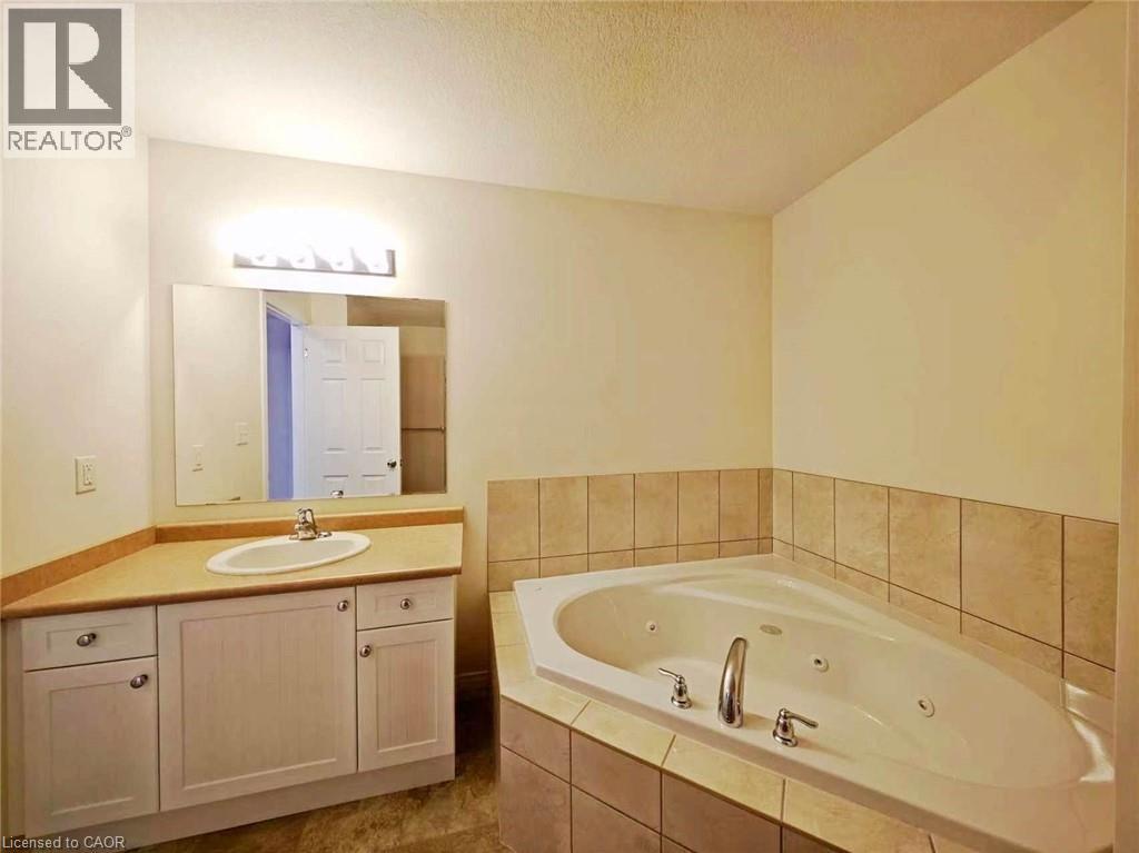 52 MEADOWRIDGE Street thumbnail 28