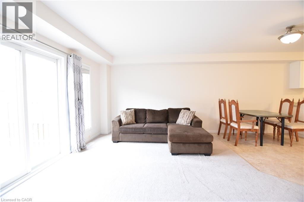 52 MEADOWRIDGE Street thumbnail 5