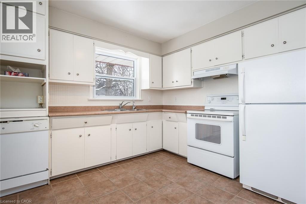 120 FOURTH Avenue thumbnail 22