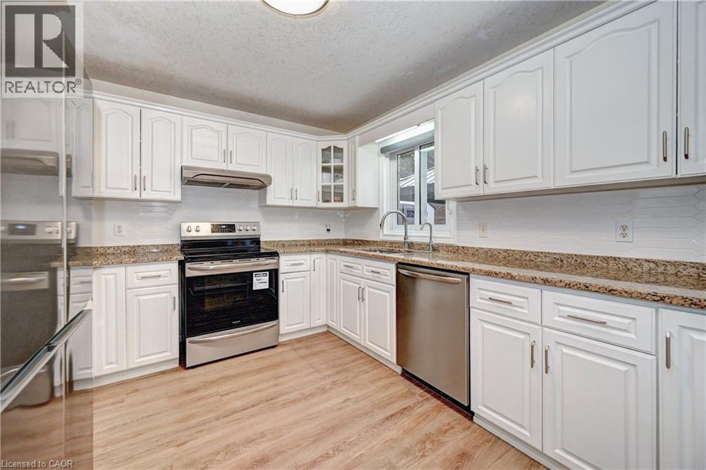 519 YORKSHIRE Drive thumbnail 14