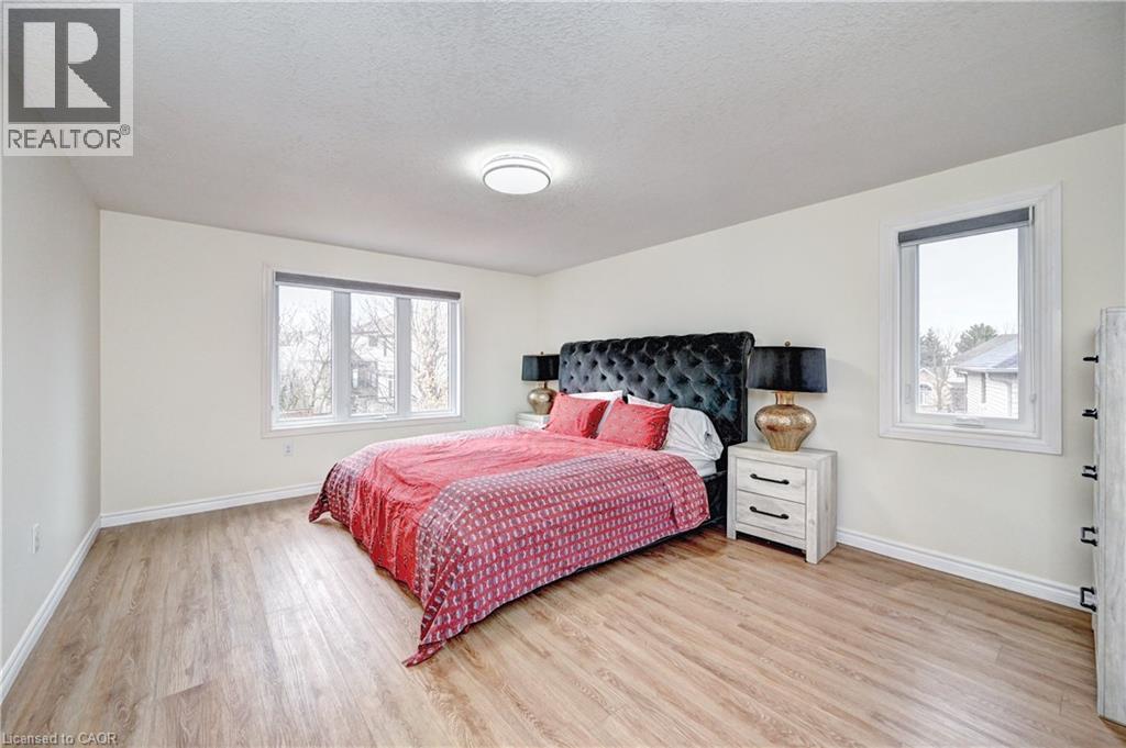 519 YORKSHIRE Drive thumbnail 17