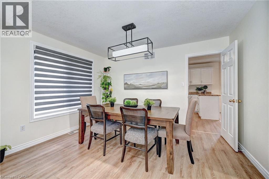 519 YORKSHIRE Drive thumbnail 7