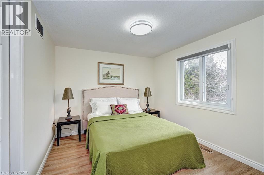 519 YORKSHIRE Drive thumbnail 21