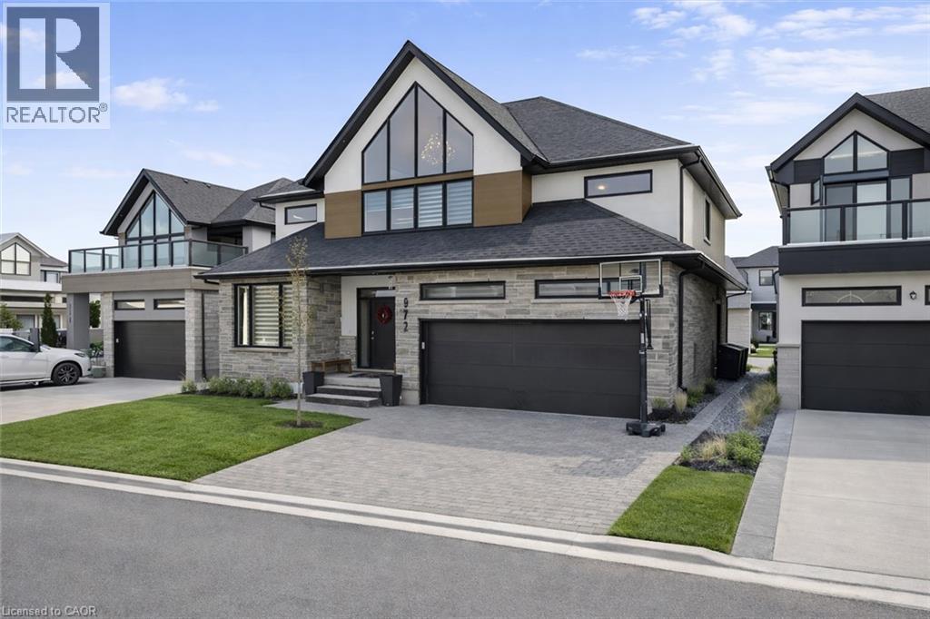 972 STONECLIFFE Walk Unit# 18 thumbnail 4