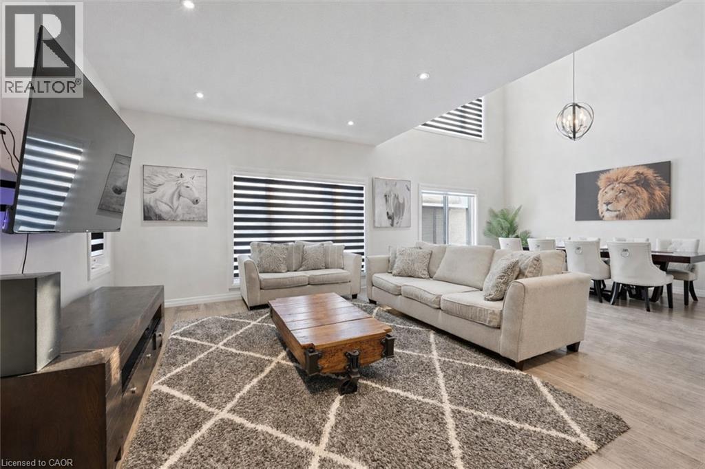 972 STONECLIFFE Walk Unit# 18 thumbnail 19