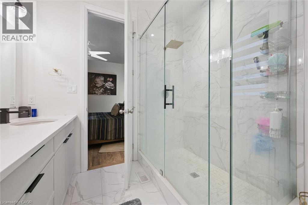 972 STONECLIFFE Walk Unit# 18 thumbnail 29