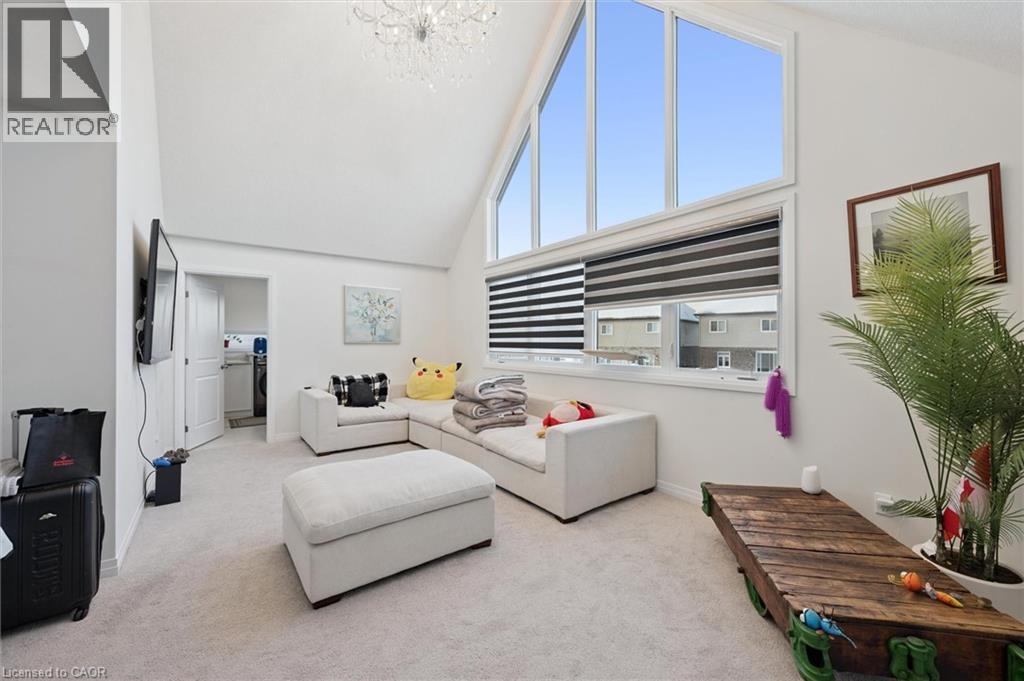 972 STONECLIFFE Walk Unit# 18 thumbnail 32