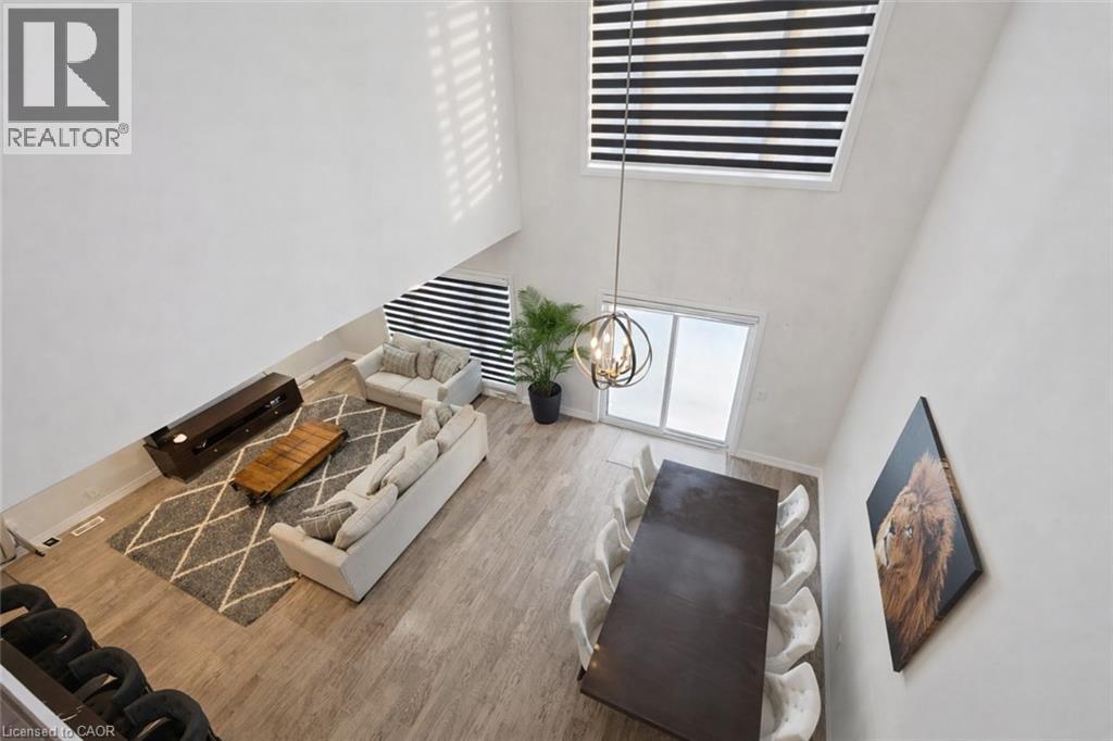 972 STONECLIFFE Walk Unit# 18 thumbnail 38