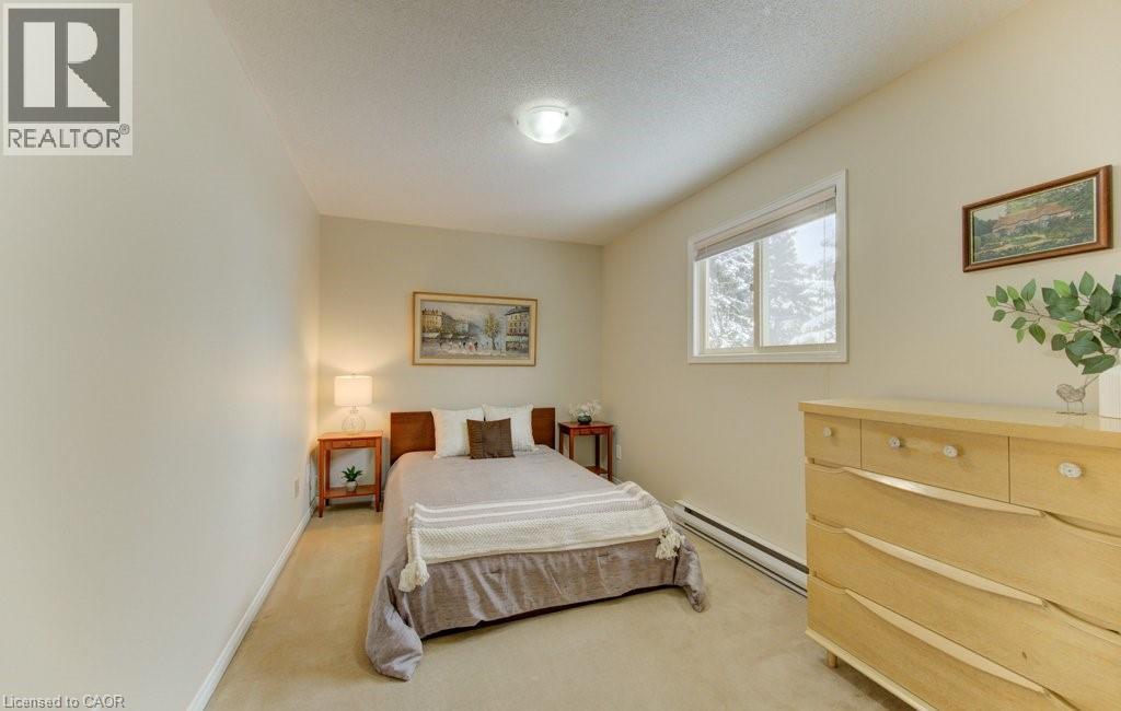 594 HUNTERS Place thumbnail 23