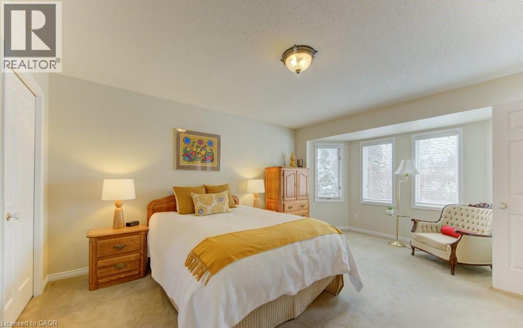 594 HUNTERS Place thumbnail 27