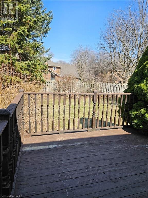 594 HUNTERS Place thumbnail 44