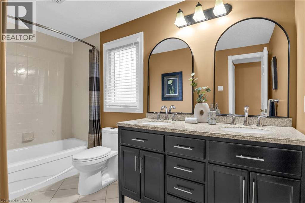 228 MICHENER Crescent thumbnail 31