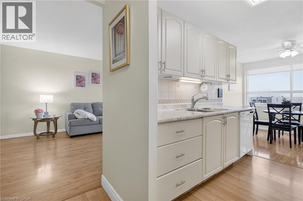 200 JAMIESON Parkway Unit# 606 thumbnail 9