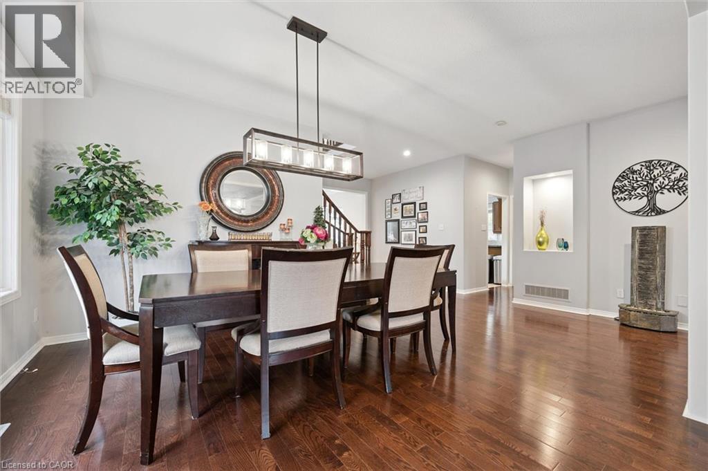 305 PINE VALLEY Drive thumbnail 11