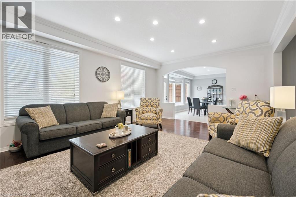 305 PINE VALLEY Drive thumbnail 14