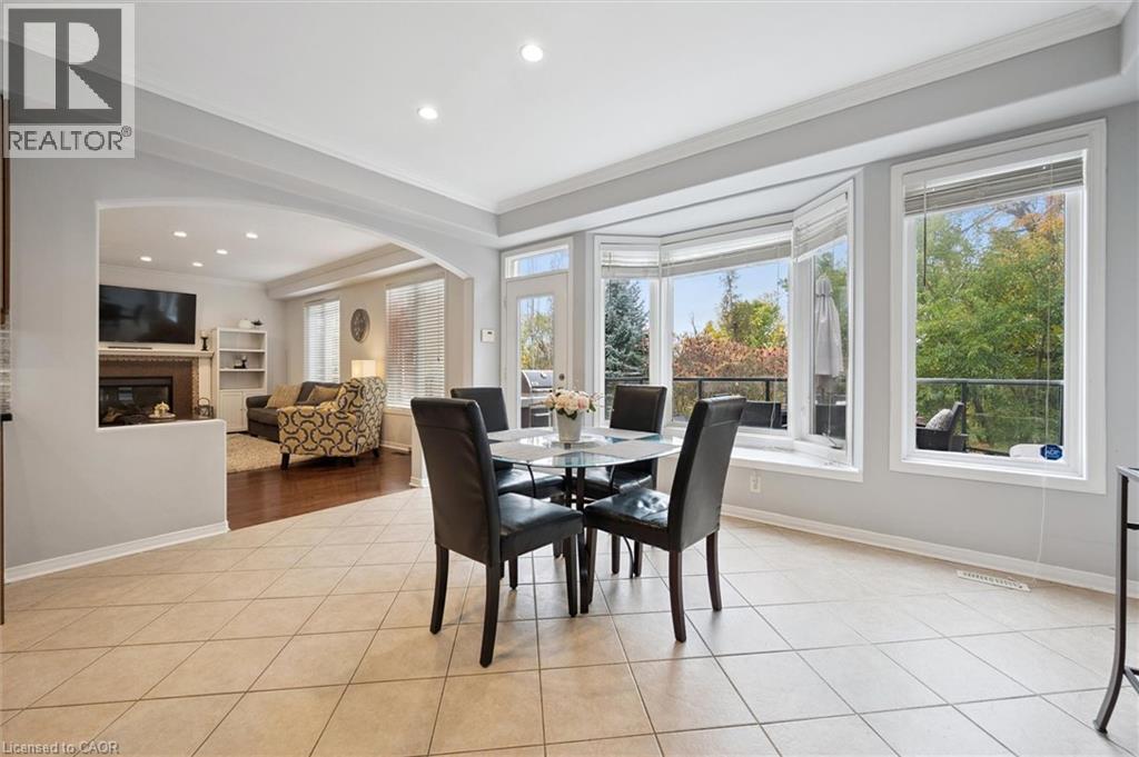 305 PINE VALLEY Drive thumbnail 15