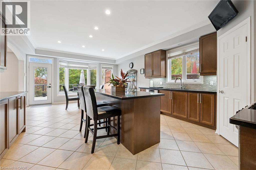 305 PINE VALLEY Drive thumbnail 20