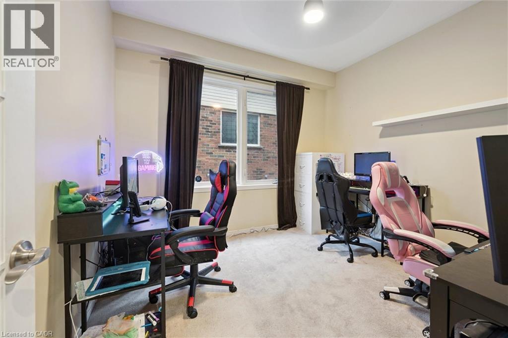 305 PINE VALLEY Drive thumbnail 23