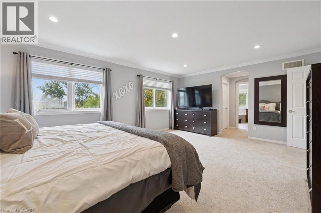 305 PINE VALLEY Drive thumbnail 31