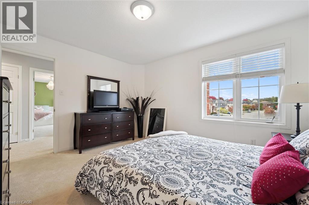 305 PINE VALLEY Drive thumbnail 38