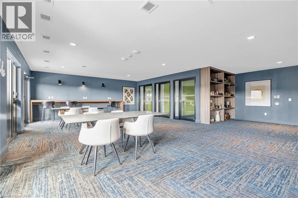 15 GLEBE Street Unit# PH2001 thumbnail 38