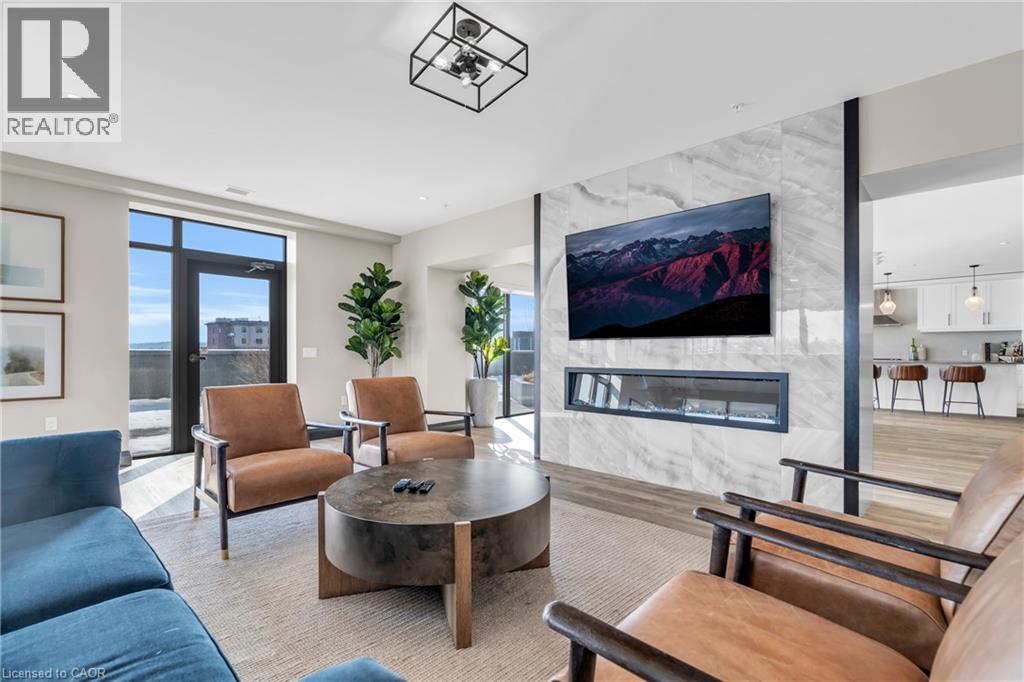 15 GLEBE Street Unit# PH2001 thumbnail 37