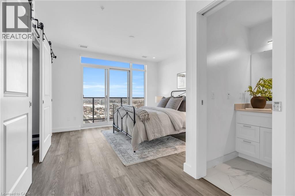 15 GLEBE Street Unit# PH2001 thumbnail 15