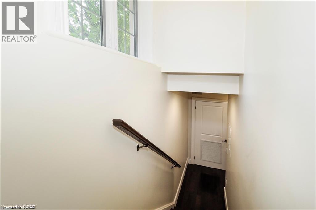 133 PARK Street Unit# 106 thumbnail 4